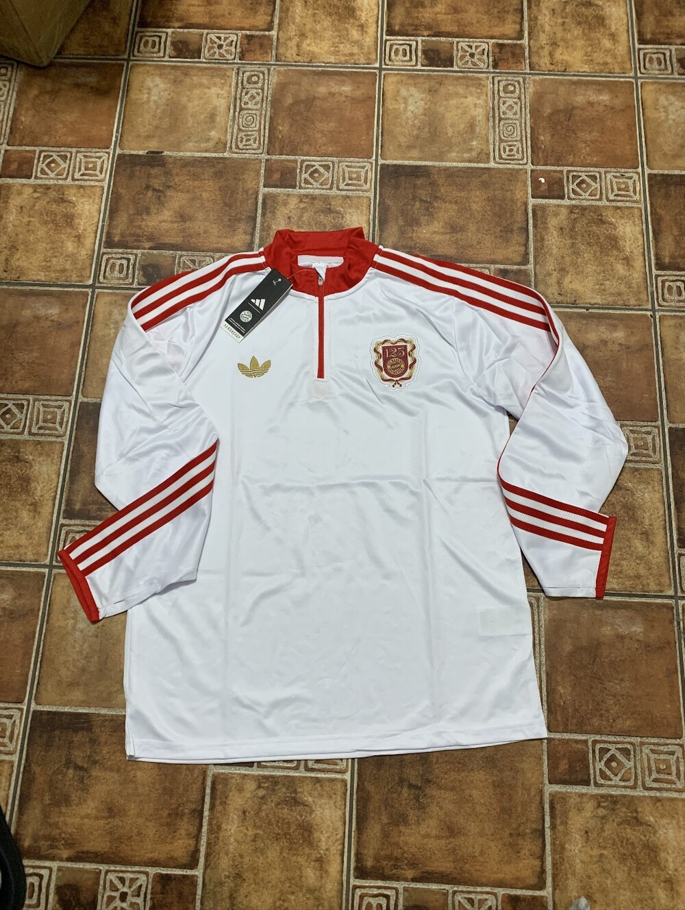 adidas Originals Bayern Munich 2025/26 Long Sleeve Quarter Zip Jacket Size M